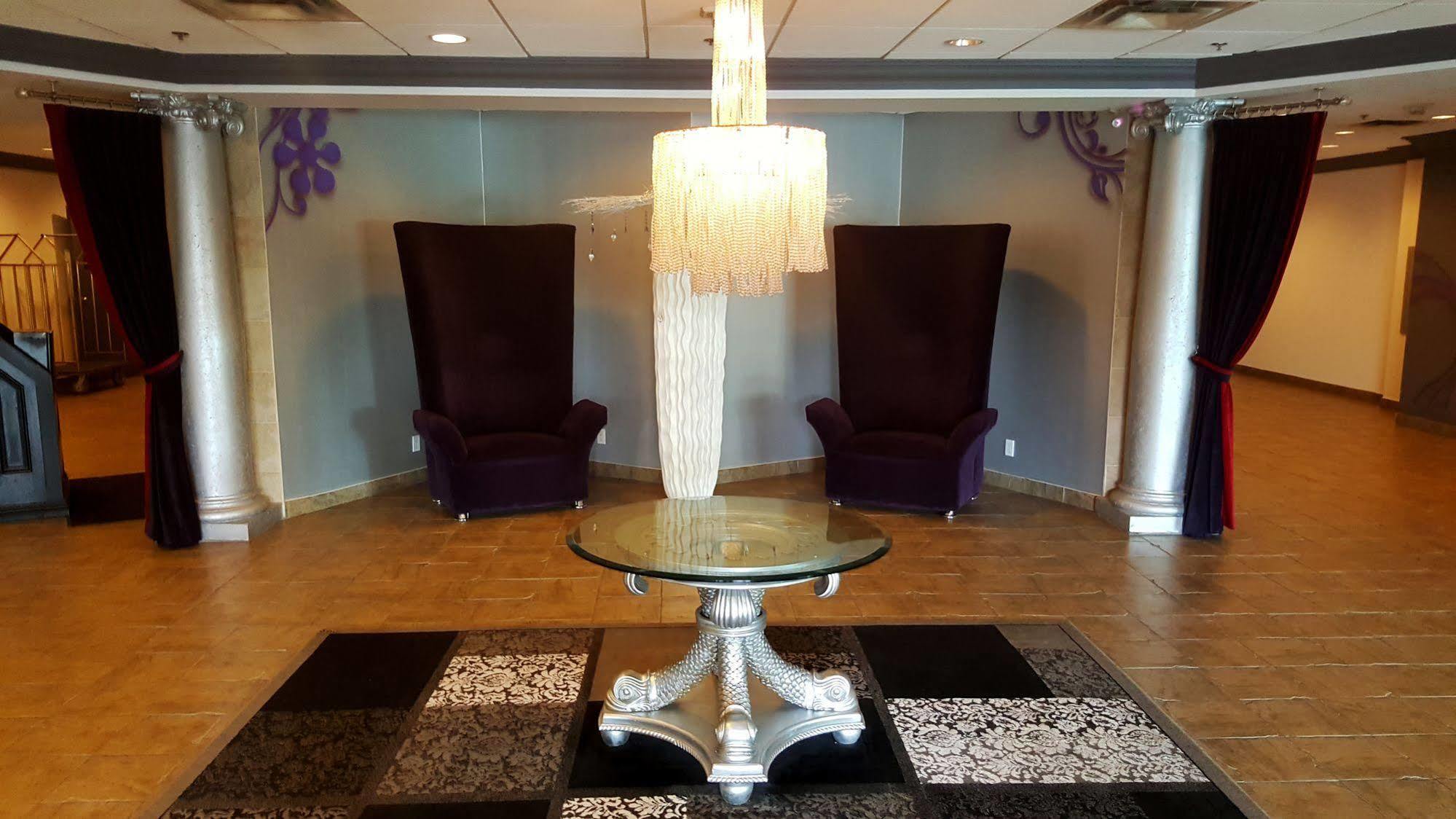 Hotel Tower At Fallsview 4*
